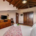 Casona Asturiana Gamonales Каррено
