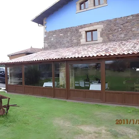 Casona Asturiana Gamonales 3* Carreno