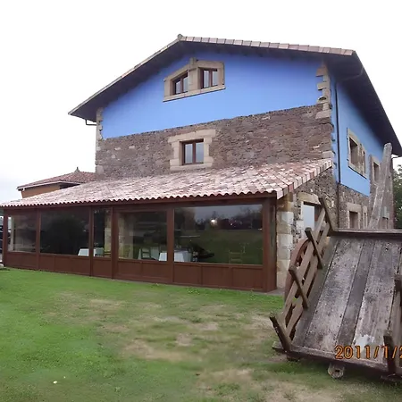 Casona Asturiana Gamonales בית הארחה Logrezana