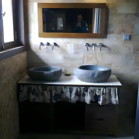 Casona Asturiana Gamonales בית הארחה Logrezana