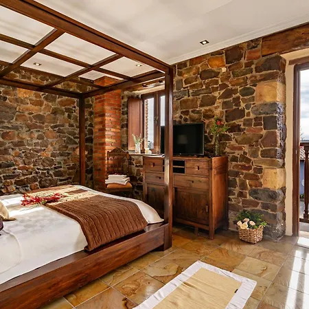 Casona Asturiana Gamonales בית הארחה Logrezana